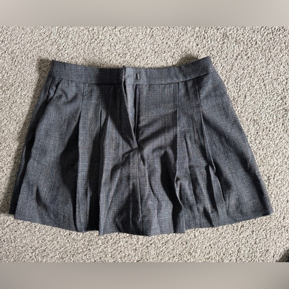 H&M Charcoal Checkered Blazer and Skirt Set - Picture 9 of 13